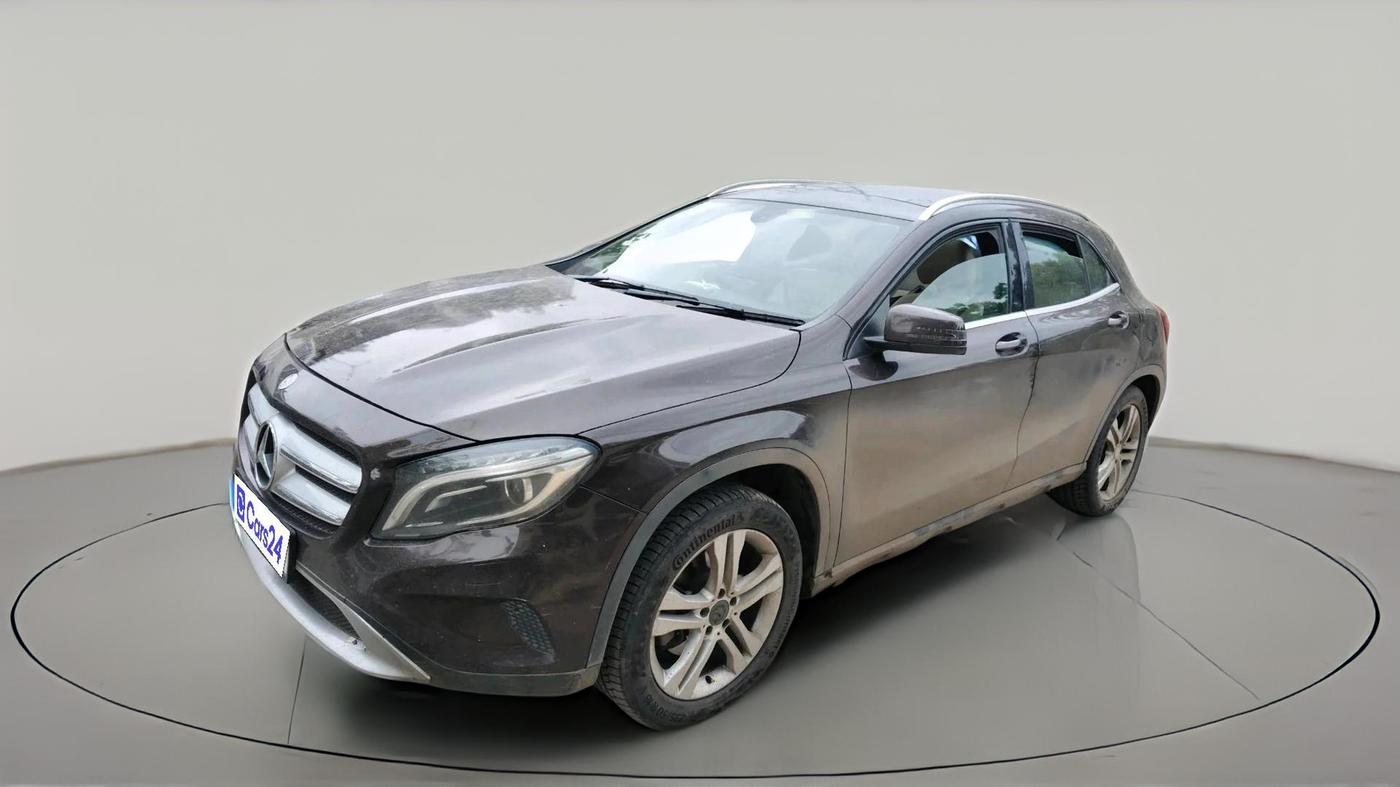 2014 Mercedes Benz C Class C 200 AVANTGARDE, Petrol, Automatic, 1,08,304 km, exterior