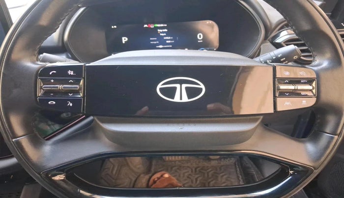 2023 Tata Harrier FEARLESS PLUS DARK EDITION AT, Diesel, Automatic, 30,197 km, interior