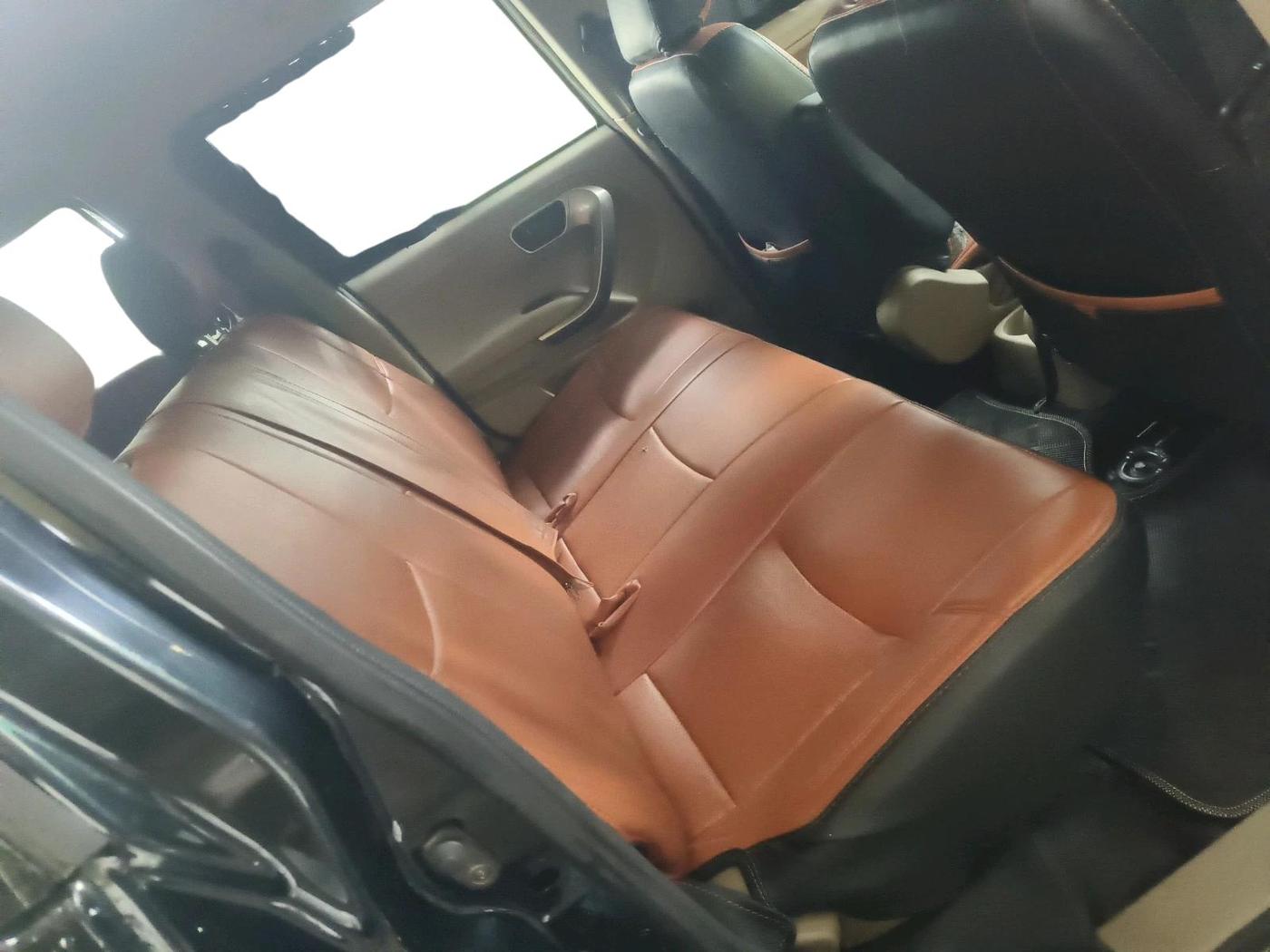 2024 Mahindra BOLERO NEO N10 R, Diesel, Manual, 36,979 km, interior
