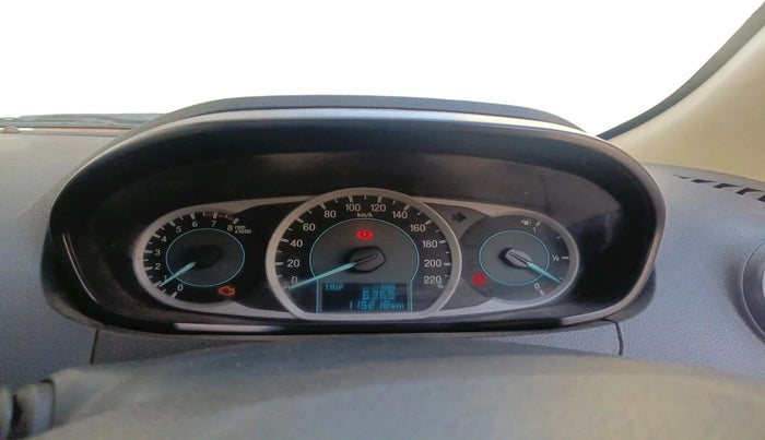 2016 Ford Figo Aspire TITANIUM 1.2 PETROL, CNG, Manual, 1,15,218 km, interior