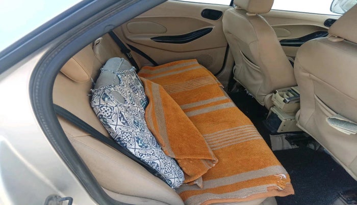 2016 Ford Figo Aspire TITANIUM 1.2 PETROL, CNG, Manual, 1,15,218 km, interior