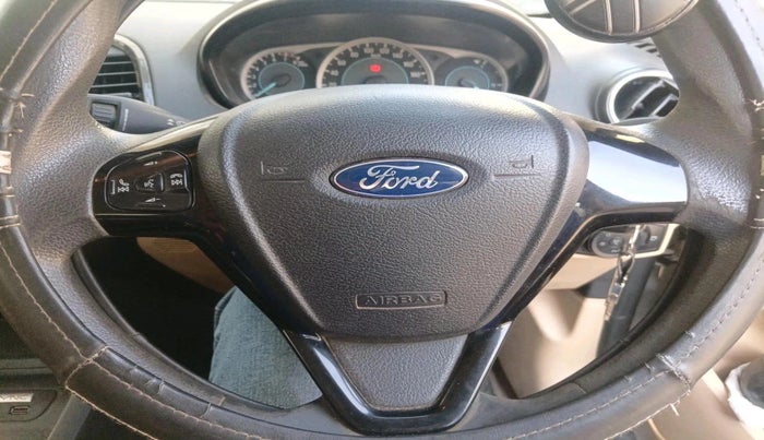 2016 Ford Figo Aspire TITANIUM 1.2 PETROL, CNG, Manual, 1,15,218 km, interior