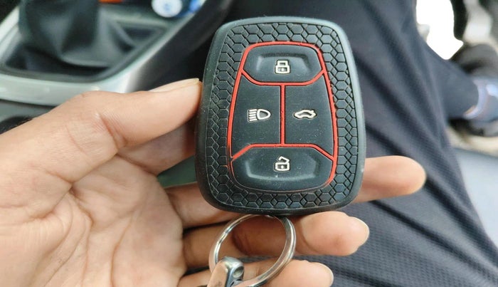 2023 Tata ALTROZ XZ PLUS SUNROOF CNG, CNG, Manual, 58,786 km, interior