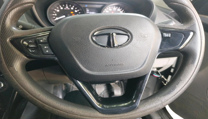 2019 Tata NEXON KRAZ MT PETROL, CNG, Manual, 1,23,801 km, interior