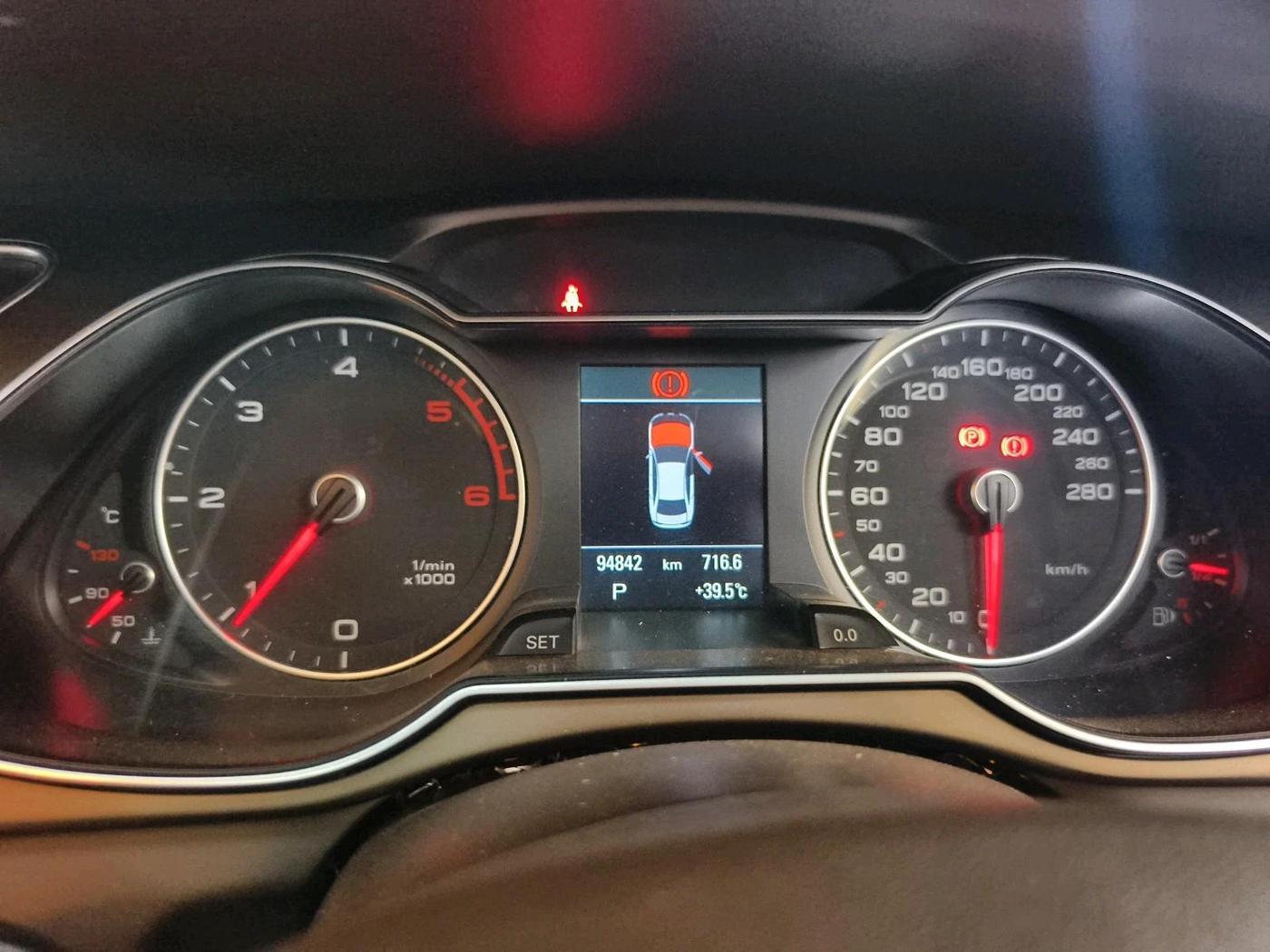 2014 Audi A4 2.0 TDI S LINE, Diesel, Automatic, 94,842 km, interior