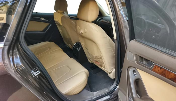 2014 Audi A4 2.0 TDI S LINE, Diesel, Automatic, 94,842 km, interior
