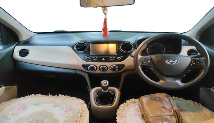 2017 Hyundai Grand i10 SPORTZ (O) 1.2 KAPPA VTVT, Petrol, Manual, 76,366 km, interior