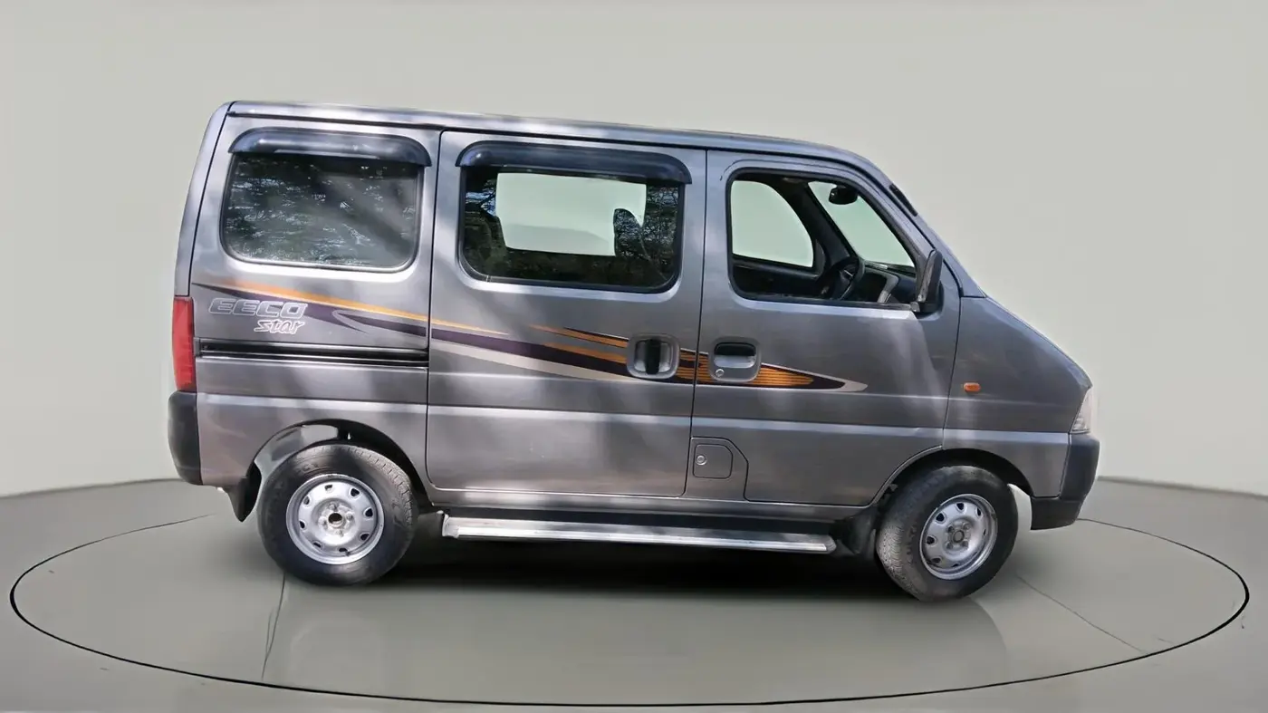 2022 Maruti Eeco 5 STR AC (O), CNG, Manual, 62,706 km, exterior