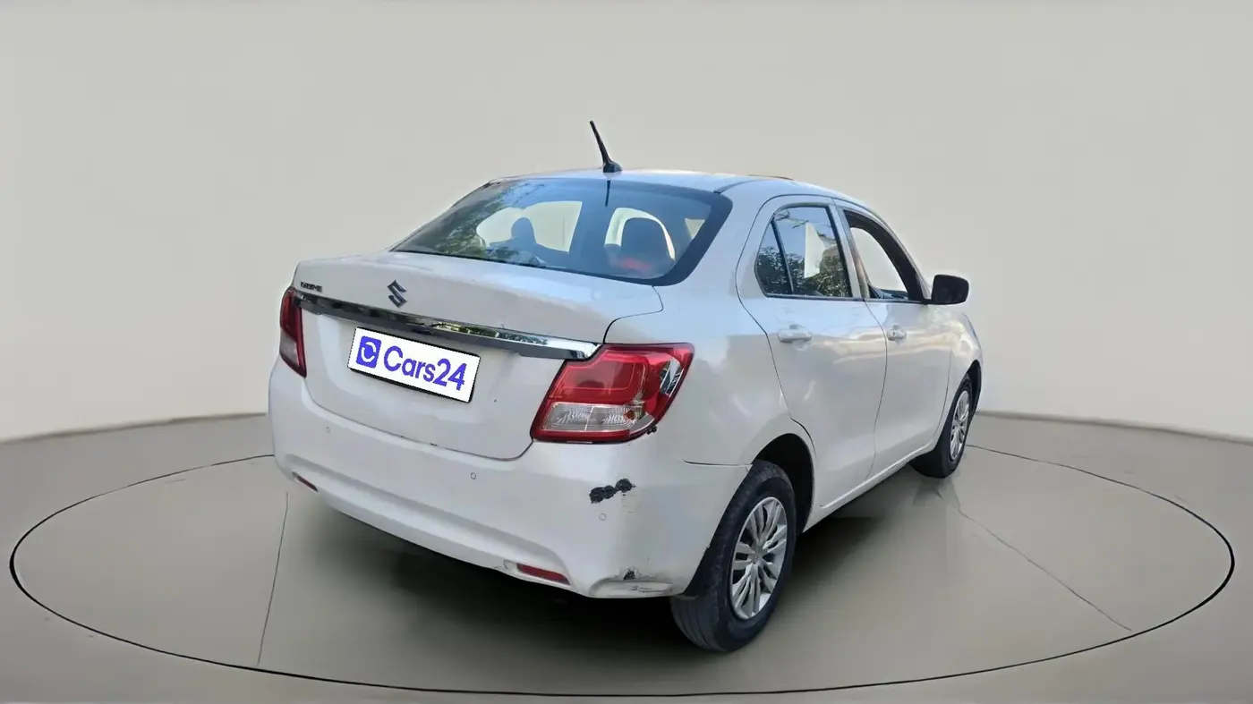 2021 Maruti Dzire VXI, CNG, Manual, 2,25,187 km, exterior