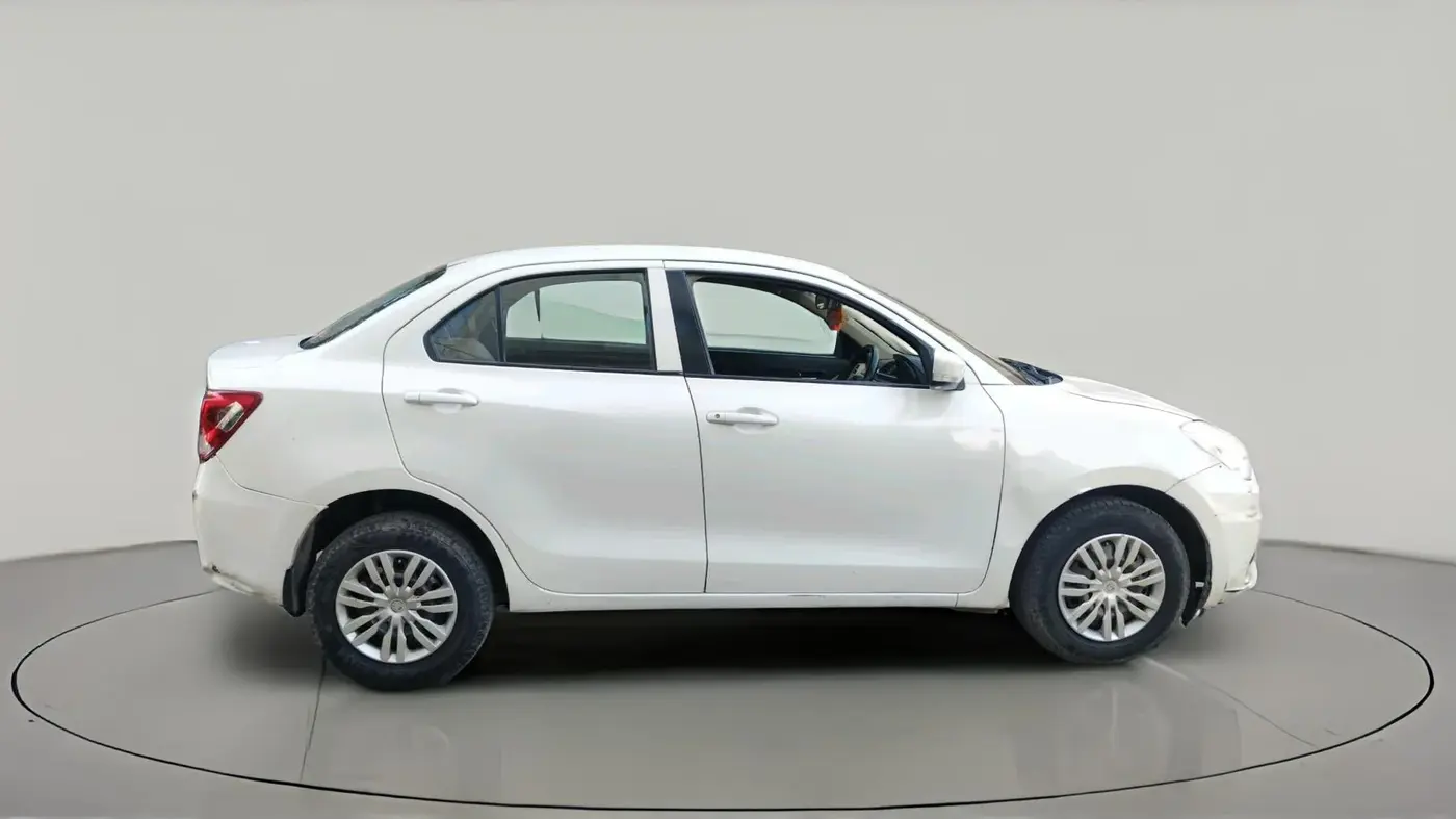 2021 Maruti Dzire VXI, CNG, Manual, 2,25,187 km, exterior