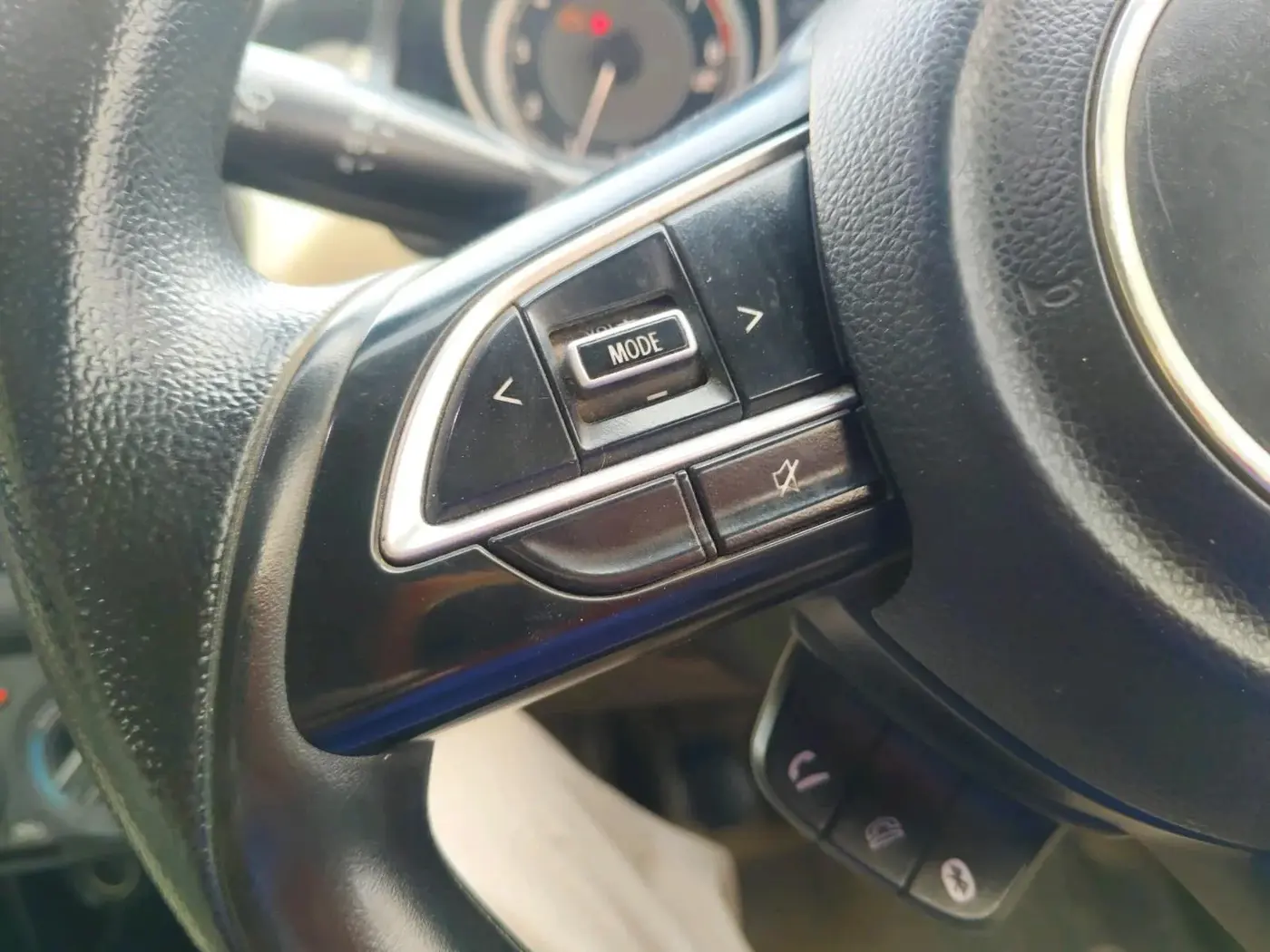 2021 Maruti Dzire VXI, CNG, Manual, 2,25,187 km, interior