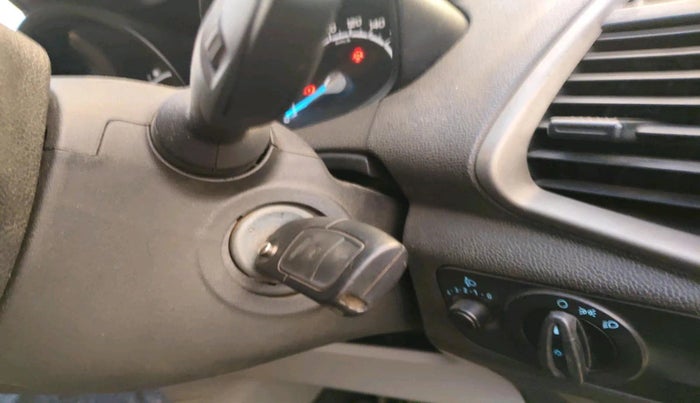 2013 Ford Ecosport AMBIENTE 1.5L DIESEL, Diesel, Manual, 1,08,203 km, interior