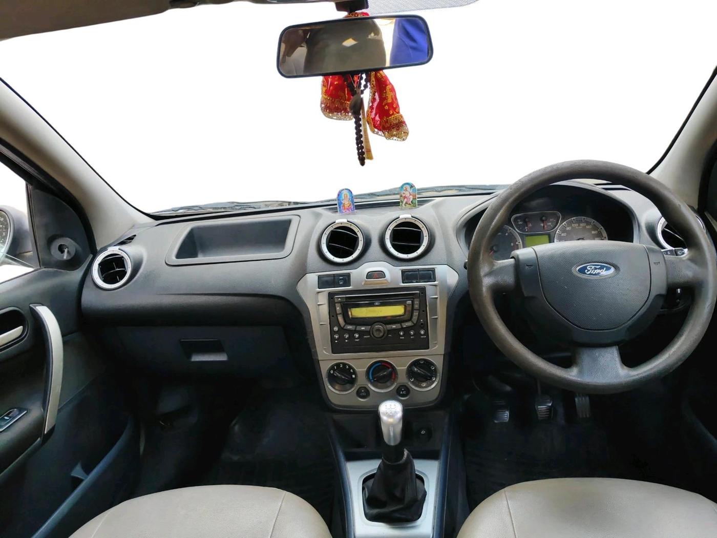 2013 Ford Classic CLXI 1.4 DIESEL, Diesel, Manual, 1,66,121 km, interior