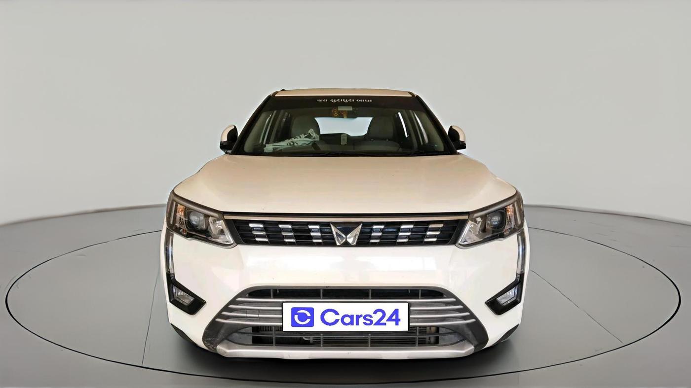 2023 Mahindra XUV300 W8 1.5 DIESEL, Diesel, Manual, 44,493 km, exterior