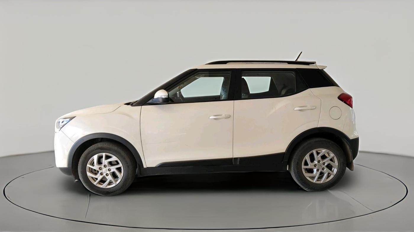 2023 Mahindra XUV300 W8 1.5 DIESEL, Diesel, Manual, 44,493 km, exterior