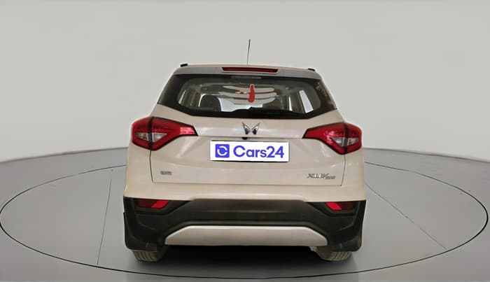 2023 Mahindra XUV300 W8 1.5 DIESEL, Diesel, Manual, 44,493 km, exterior