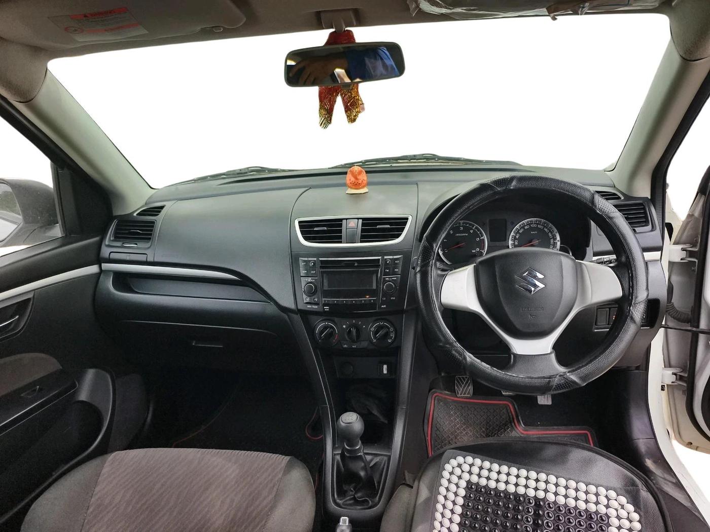 2017 Maruti Swift VDI (O), Diesel, Manual, 90,751 km, interior