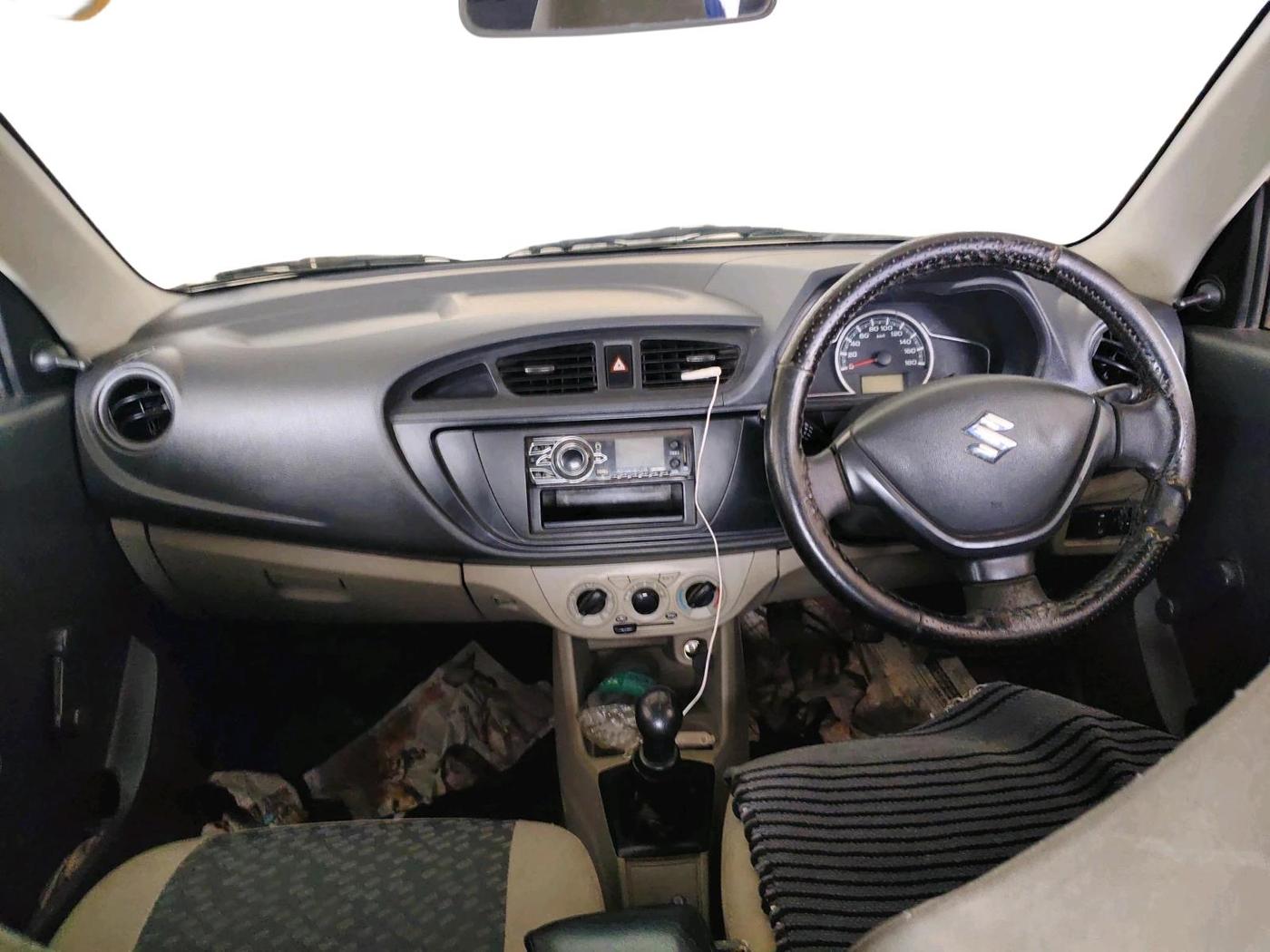 2016 Maruti Alto K10 LXI, CNG, Manual, 1,30,811 km, interior