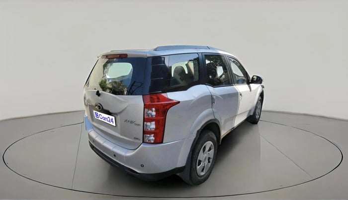 2015 Mahindra XUV500 W6, Diesel, Manual, 73,719 km, exterior