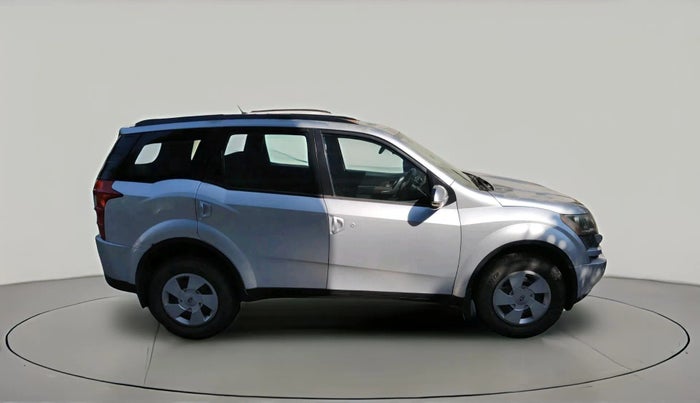 2015 Mahindra XUV500 W6, Diesel, Manual, 73,719 km, exterior