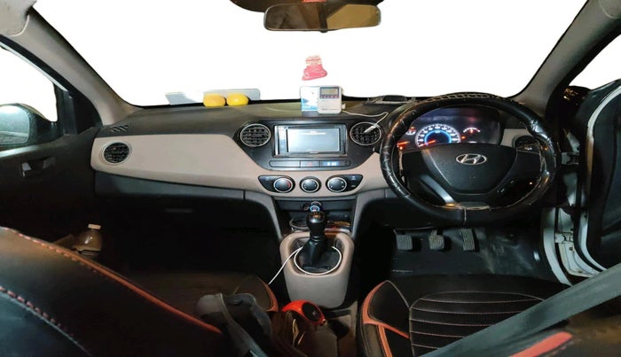 2015 Hyundai Grand i10 MAGNA 1.2 KAPPA VTVT, CNG, Manual, 1,17,132 km, interior