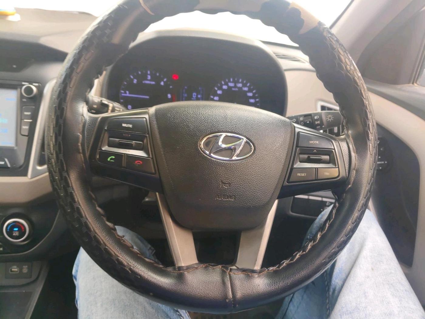 2016 Hyundai Creta SX PLUS AT 1.6 DIESEL, Diesel, Automatic, 1,31,317 km, interior