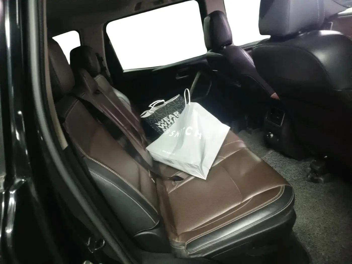 2022 Mahindra SCORPIO-N Z8 L DIESEL AT 2WD 7 STR, Diesel, Automatic, 76,937 km, interior