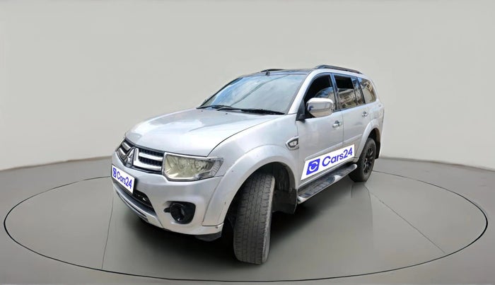 2014 Mitsubishi Pajero Sport 2.5 MT, Diesel, Manual, 1,28,024 km, exterior