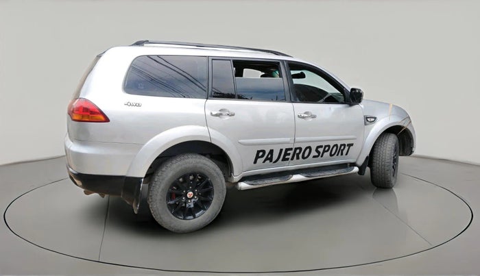 2014 Mitsubishi Pajero Sport 2.5 MT, Diesel, Manual, 1,28,024 km, exterior