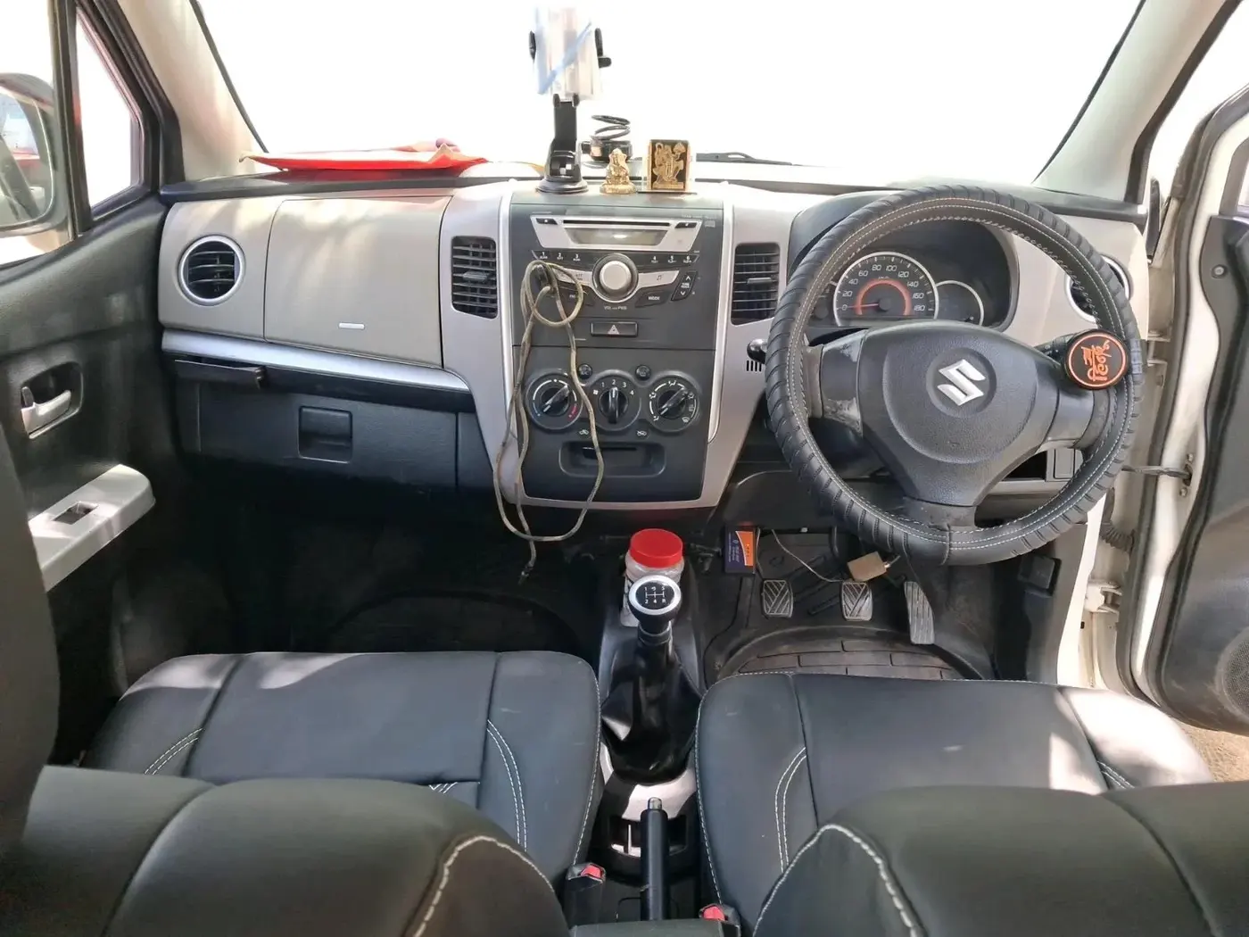 2013 Maruti Wagon R 1.0 LXI, CNG, Manual, 1,29,356 km, interior
