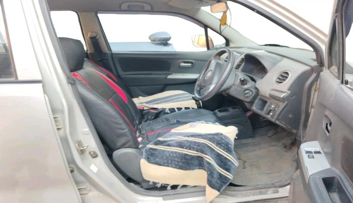 2011 Maruti Wagon R 1.0 LXI CNG, CNG, Manual, 3,55,028 km, interior