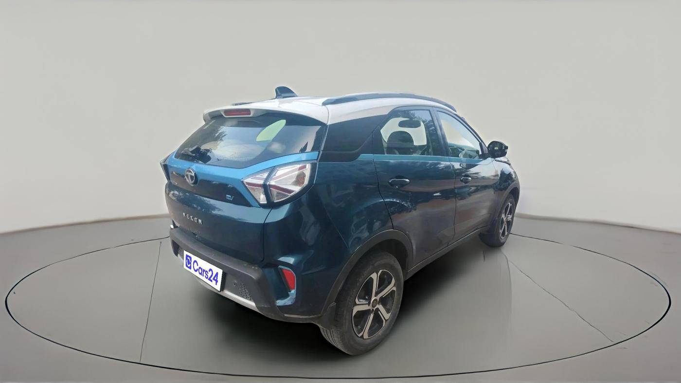 2022 Tata NEXON EV XZ PLUS, Electric, Automatic, 1,05,257 km, exterior