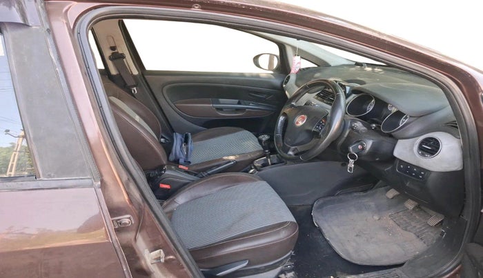 2015 Fiat Avventura EMOTION MULTIJET 1.3, Diesel, Manual, 90,798 km, interior