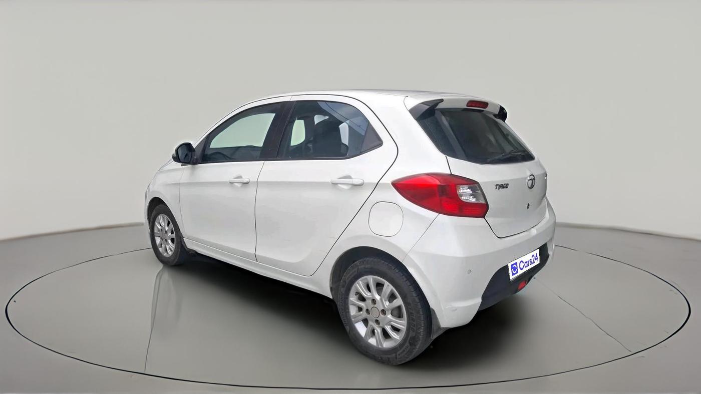 2017 Tata Tiago XZA PETROL, Petrol, Automatic, 52,719 km, exterior