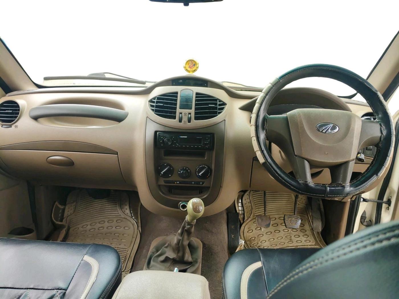 2013 Mahindra Xylo D4 BS-III, Diesel, Manual, 2,77,529 km, interior