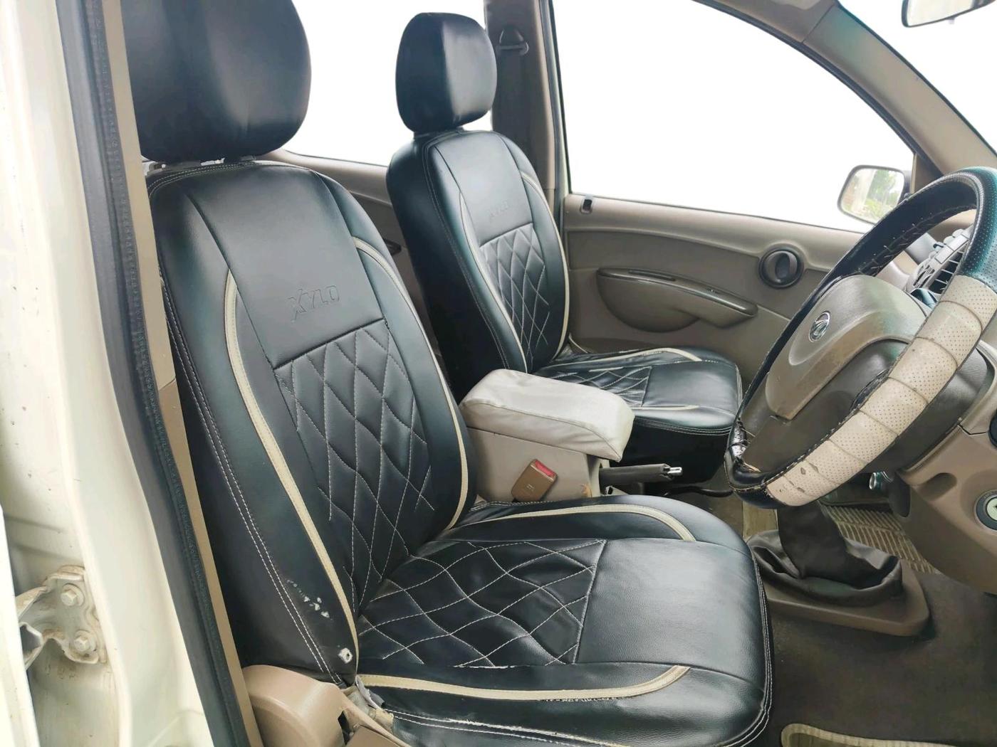 2013 Mahindra Xylo D4 BS-III, Diesel, Manual, 2,77,529 km, interior