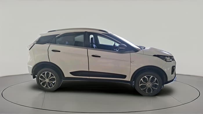 2021 Tata NEXON XM SUNROOF PETROL, Petrol, Manual, 54,063 km, exterior