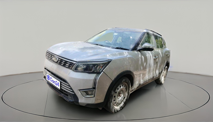 2019 Mahindra XUV300 W8 1.5 DIESEL, Diesel, Manual, 1,20,440 km, exterior