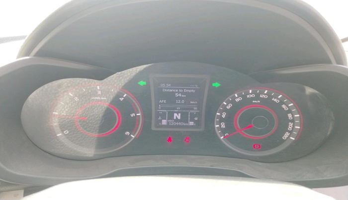 2019 Mahindra XUV300 W8 1.5 DIESEL, Diesel, Manual, 1,20,440 km, interior