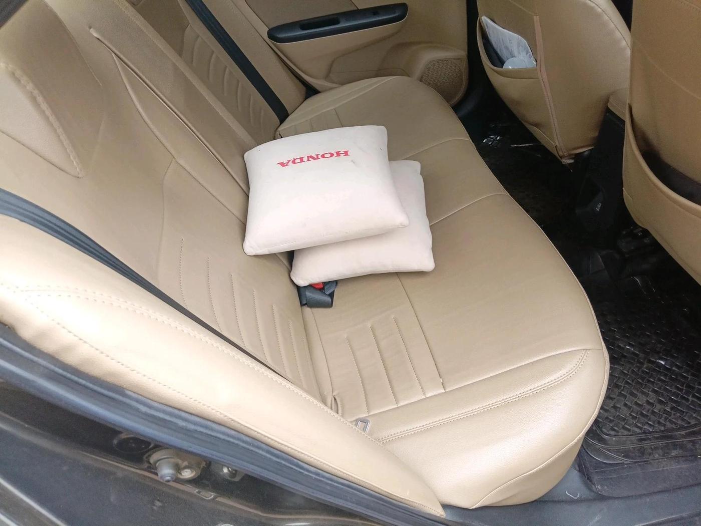 2022 Honda Amaze 1.2L I-VTEC VX CVT, Petrol, Automatic, 45,998 km, interior