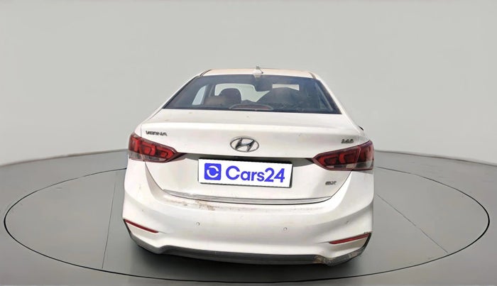 2018 Hyundai Verna 1.6 SX (O) CRDI MT, Diesel, Manual, 1,00,873 km, exterior