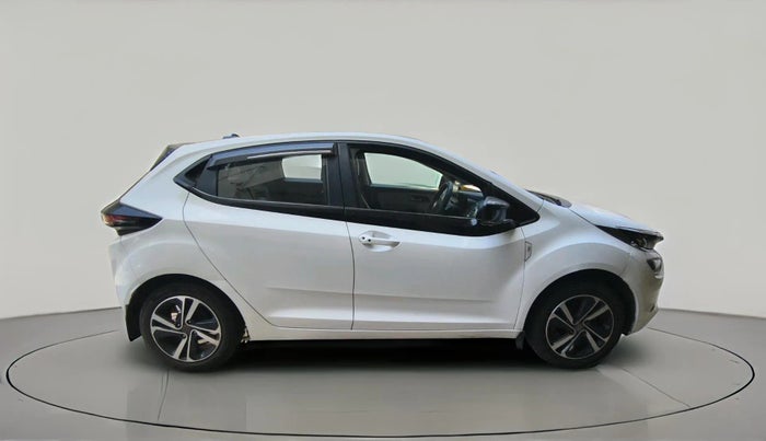 2024 Tata ALTROZ XZ + SUNROOF, Petrol, Manual, 17,859 km, exterior