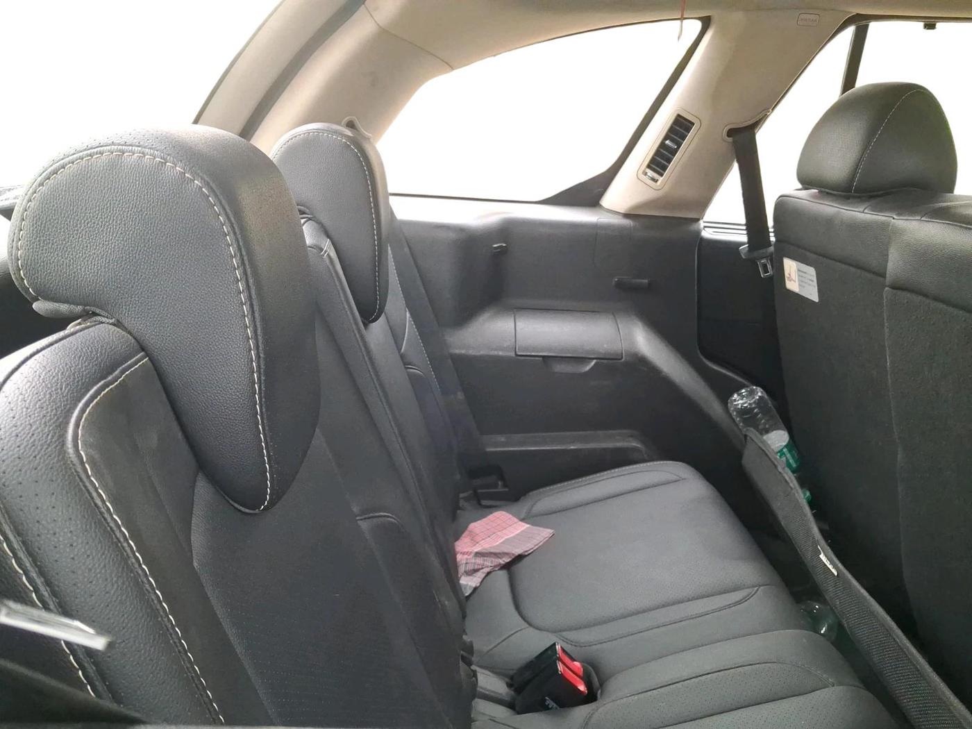 2017 Tata Hexa XTA 4X2 7 STR, Diesel, Automatic, 1,03,125 km, interior