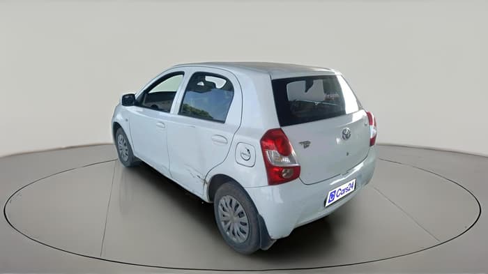 2015 Toyota Etios Liva G, CNG, Manual, 1,31,257 km, exterior