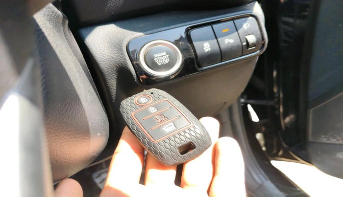 2020 KIA SONET GTX PLUS 1.0 IMT, Petrol, Manual, 74,557 km, interior