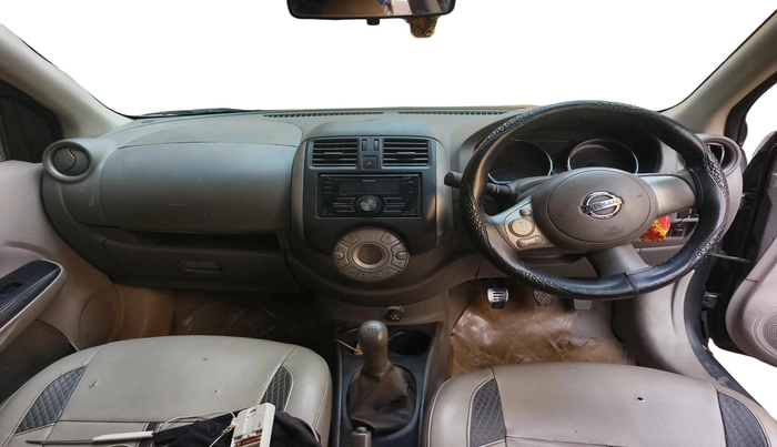 2011 Nissan Sunny XV PETROL, CNG, Manual, 2,16,082 km, interior