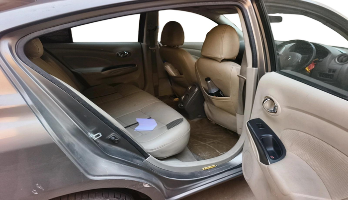 2011 Nissan Sunny XV PETROL, CNG, Manual, 2,16,082 km, interior