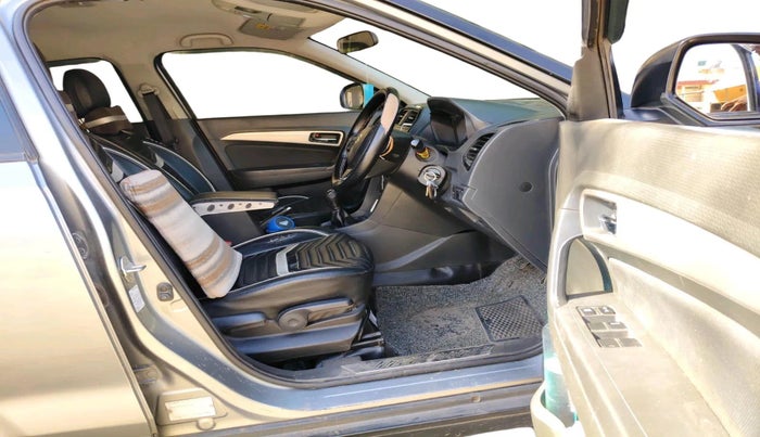 2018 Maruti Vitara Brezza ZDI, Diesel, Manual, 1,39,139 km, interior