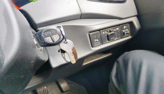 2018 Maruti Vitara Brezza ZDI, Diesel, Manual, 1,39,139 km, interior