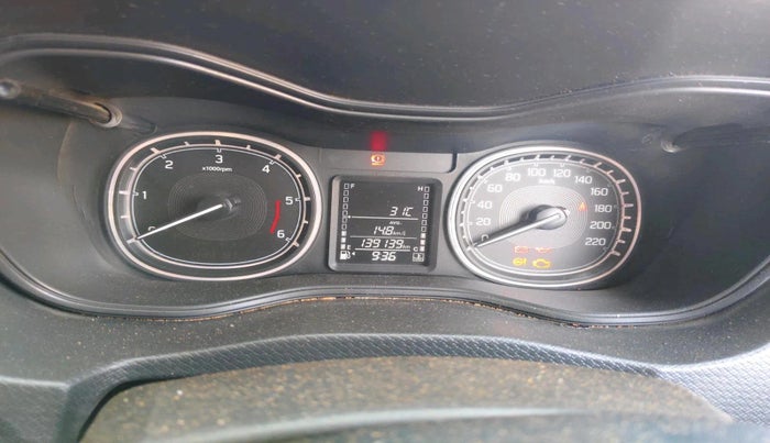 2018 Maruti Vitara Brezza ZDI, Diesel, Manual, 1,39,139 km, interior